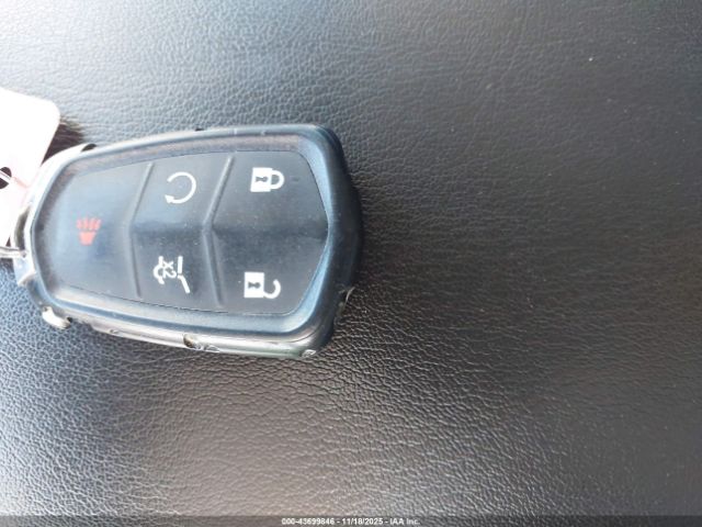 2017 CADILLAC XT5 1GYKNBRS2HZ159825 Photo 10