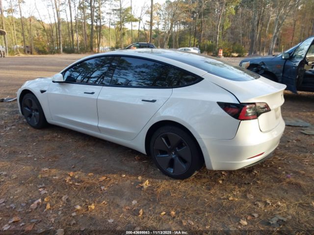 2022 TESLA MODEL 3 5YJ3E1EA7NF126063 Photo 2