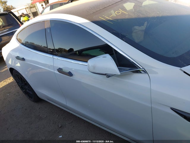5YJSA1E25MF427543 Tesla Model S Long Range Dual Motor All-wheel Drive/long Range Plus Dual Motor All-wheel Drive