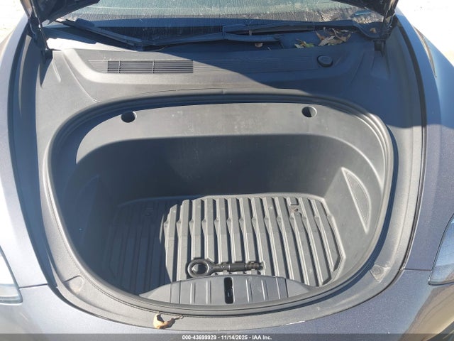 2023 TESLA MODEL 3 5YJ3E1EA0PF447431 Photo 9