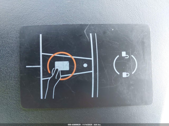 2023 TESLA MODEL 3 5YJ3E1EA0PF447431 Photo 10