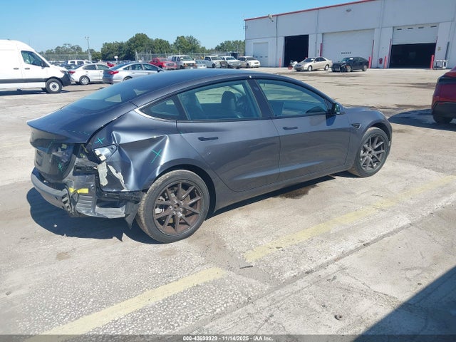 2023 TESLA MODEL 3 5YJ3E1EA0PF447431 Photo 3