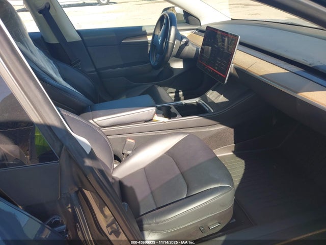 2023 TESLA MODEL 3 5YJ3E1EA0PF447431 Photo 4