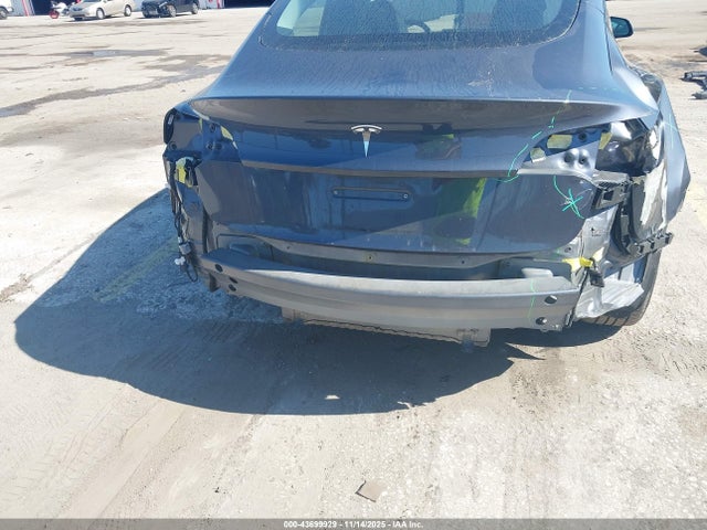2023 TESLA MODEL 3 5YJ3E1EA0PF447431 Photo 5