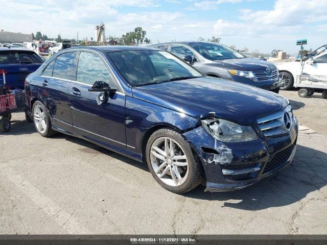 2013 MERCEDES-BENZ C 250 WDDGF4HB0DR298700