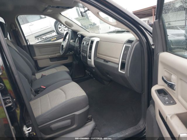 2009 DODGE RAM 1500 1D3HV18TX9S768554 Photo 4