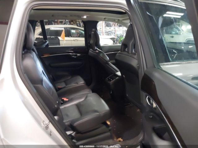 2017 VOLVO XC90 YV4A22PK6H1151638 Photo 7
