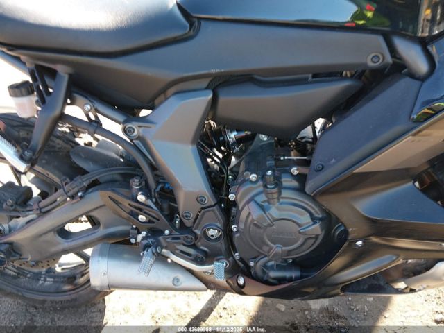 2025 YAMAHA YZFR7 JYARM38E6SA018508 Photo 7