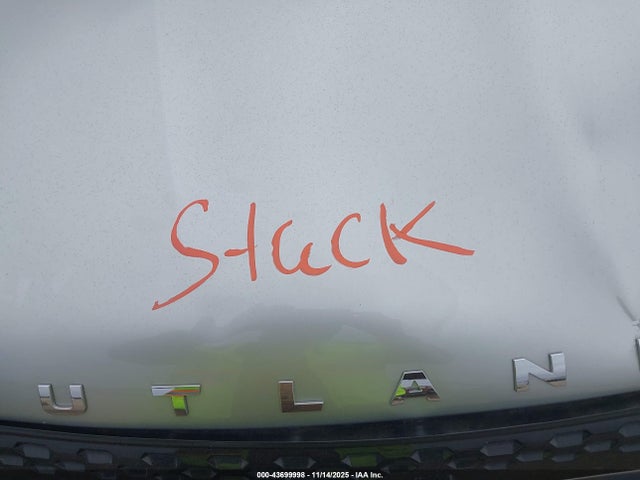 2024 MITSUBISHI OUTLANDER JA4J4WA82RZ003968 Photo 9