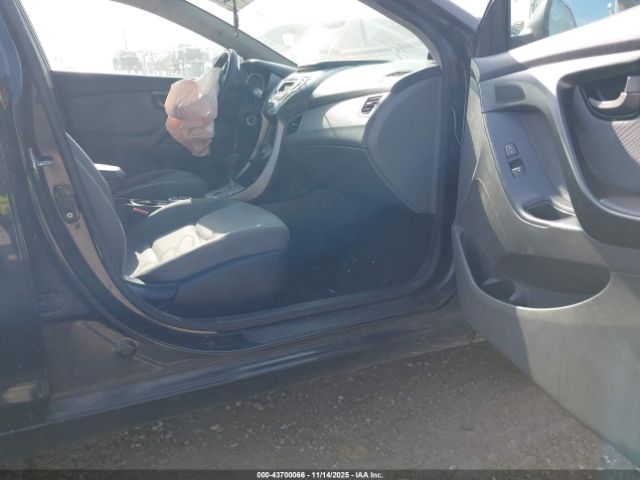 2011 HYUNDAI ELANTRA KMHDH4AE3BU080834 Photo 4
