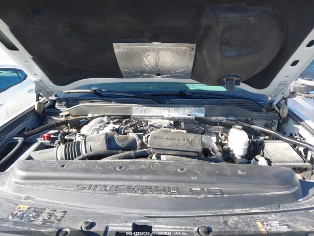 1GC1KWEY7JF217267 Chevrolet Silverado 2500hd Ltz