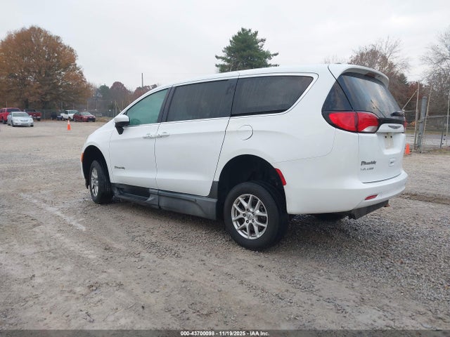 Продаж на аукціоні авто 2022 Chrysler Voyager Lx, vin: 2C4RC1CG8NR103712, номер лоту: 43700098