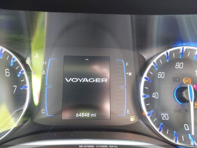 Продаж на аукціоні авто 2022 Chrysler Voyager Lx, vin: 2C4RC1CG8NR103712, номер лоту: 43700098