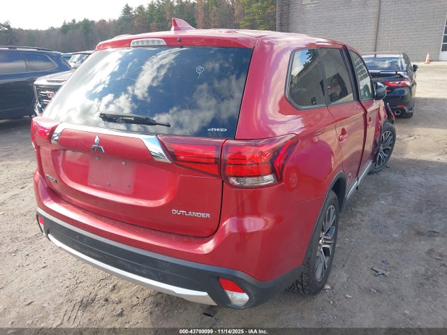 2018 MITSUBISHI OUTLANDER JA4AZ3A36JZ034147 Photo 3
