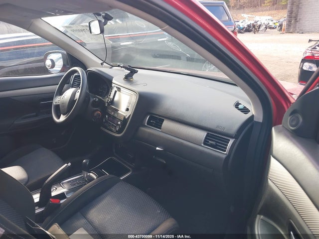 2018 MITSUBISHI OUTLANDER JA4AZ3A36JZ034147 Photo 4