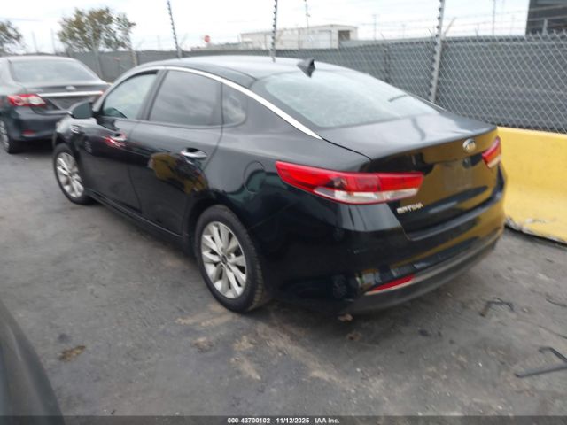 2017 KIA OPTIMA 5XXGT4L34HG121983 Photo 2