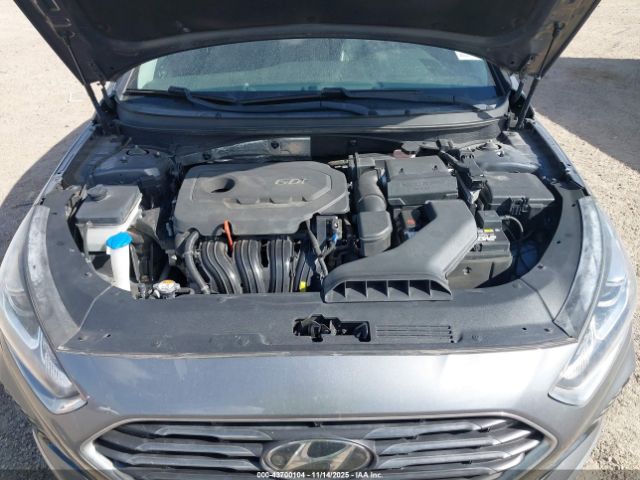 2018 HYUNDAI SONATA 5NPE34AF9JH689600 Photo 9