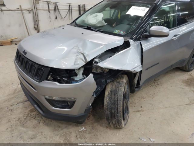 2019 JEEP COMPASS 3C4NJDBB6KT679755 Photo 5