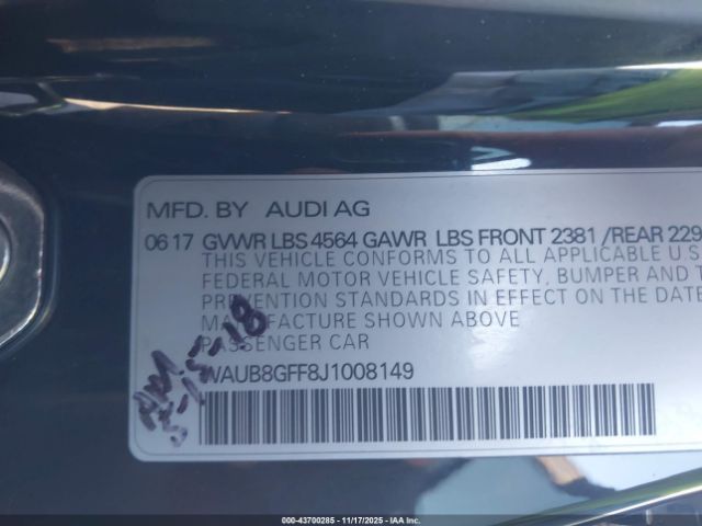 2018 AUDI A3 WAUB8GFF8J1008149 Photo 8