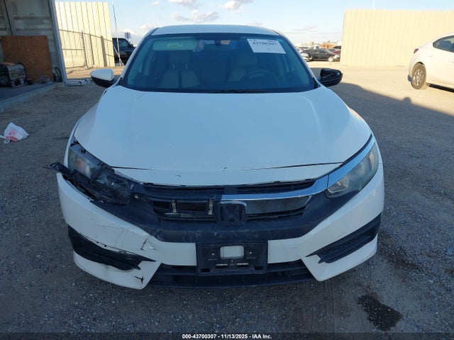 19XFC2F57JE204478 Honda Civic Lx