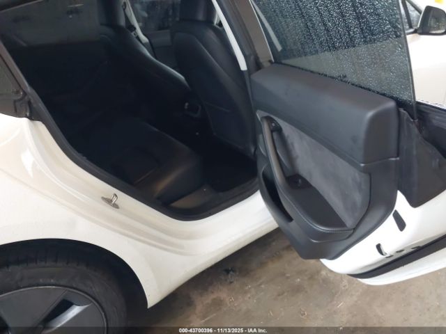 2023 TESLA MODEL 3 5YJ3E1EA5PF663792 Photo 7