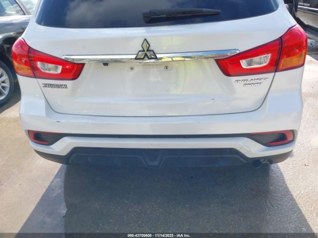 2018 MITSUBISHI OUTLANDER SPORT JA4AP3AU1JU025190 Photo 5