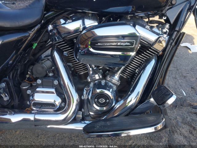 2018 HARLEY-DAVIDSON FLHX 1HD1KBC18JB616788 Photo 7