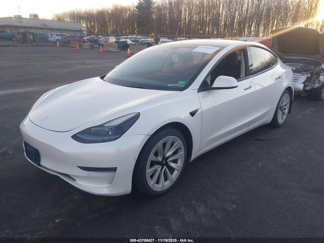 2022 TESLA MODEL 3 5YJ3E1EBXNF157025 Photo 1