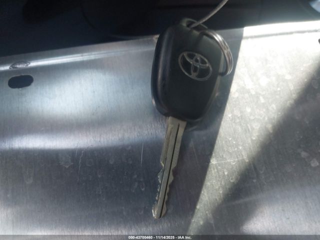 2018 TOYOTA COROLLA 2T1BURHE1JC067456 Photo 10