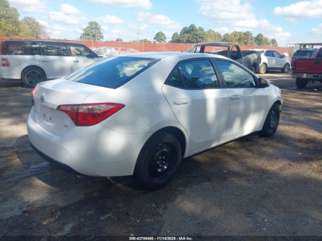 2018 TOYOTA COROLLA 2T1BURHE1JC067456 Photo 3