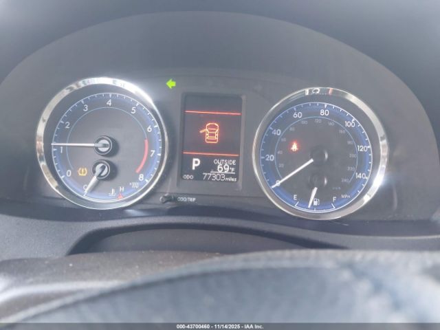 2018 TOYOTA COROLLA 2T1BURHE1JC067456 Photo 6