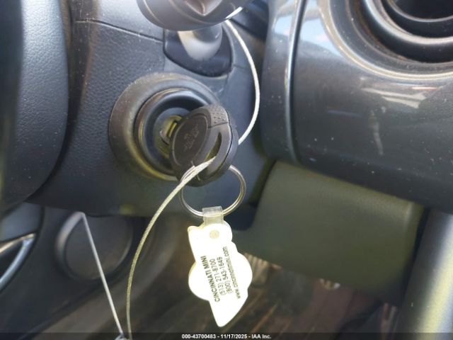 2005 MINI COOPER S WMWRE33455TD92150 Photo 10