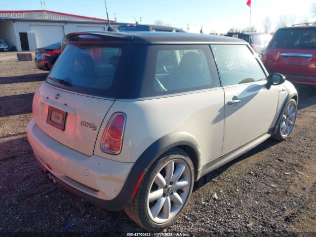 2005 MINI COOPER S WMWRE33455TD92150 Photo 3