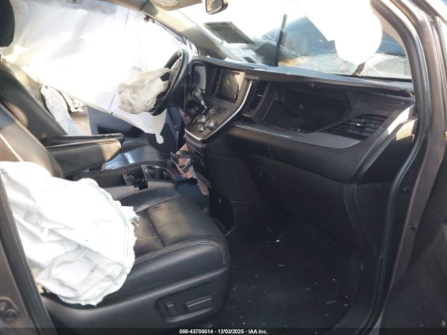 2015 TOYOTA SIENNA 5TDXK3DC6FS596817 Photo 4