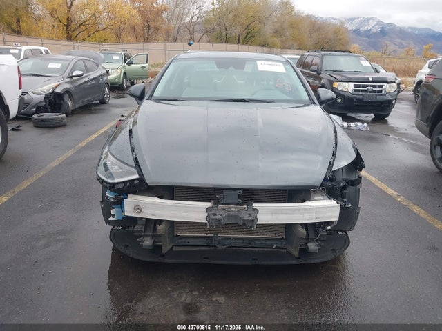 KMHL24JAXPA323381 Hyundai SONATA SE