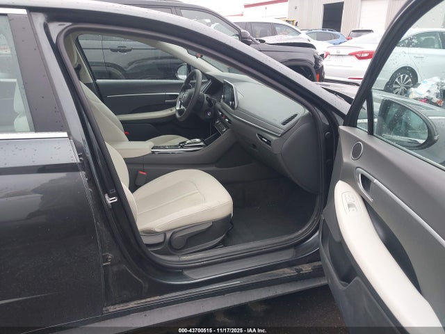 KMHL24JAXPA323381 Hyundai SONATA SE