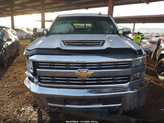 2018 Chevrolet Silverado 2500hd Lt მანქანა იყიდება აუქციონზე, vin: 1GC1KVEY4JF172329, აუქციონის ნომერი: 43700519
