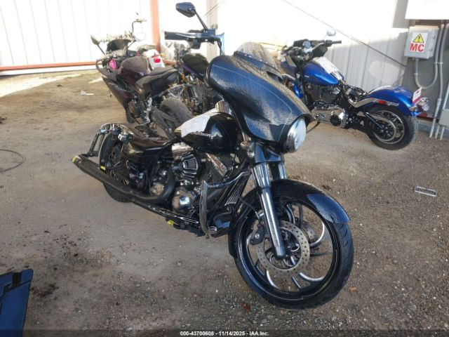 2015 HARLEY-DAVIDSON FLHXS 1HD1KRM37FB602073