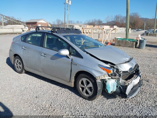 Toyota Prius Two 2015 JTDKN3DU2F0449228 main image