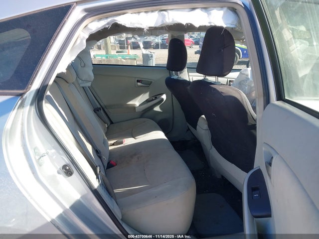 Toyota Prius Two 2015 JTDKN3DU2F0449228 Image 8