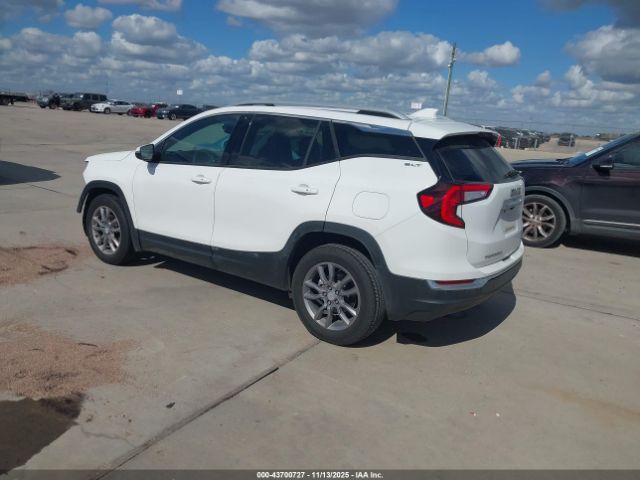 2024 GMC TERRAIN 3GKALPEG0RL179168 Photo 2