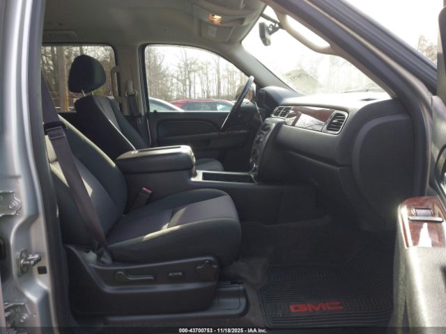 2014 GMC YUKON XL 1500 1GKS2HE73ER217749 Photo 4