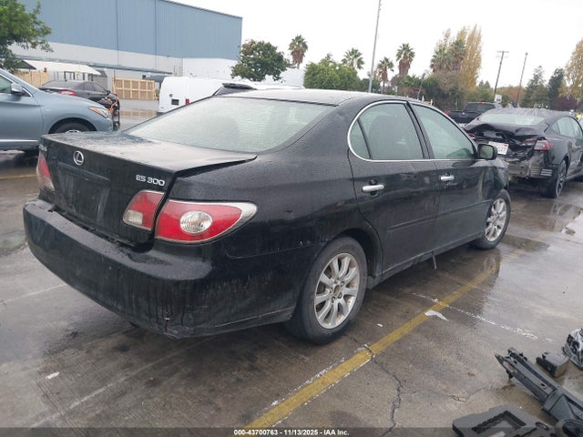 Продаж на аукціоні авто 2003 Lexus Es 300, vin: JTHBF30G135037571, номер лоту: 43700763