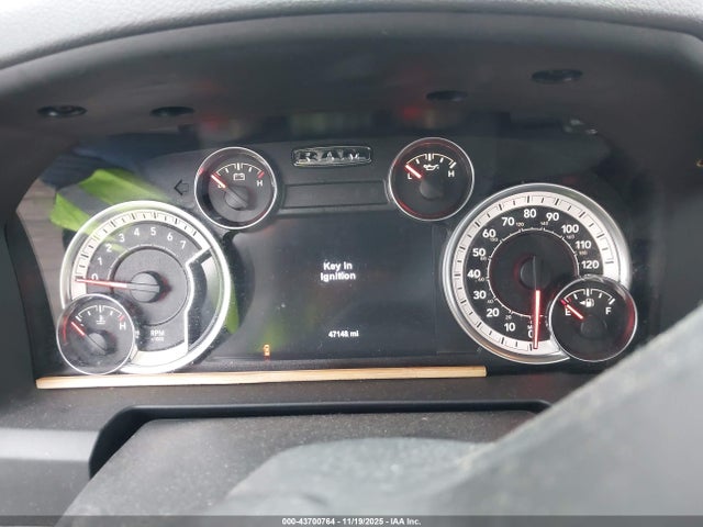 Продажа на аукционе авто 2017 Ram 1500 Big Horn  4x4 6'4 Box, vin: 1C6RR7GT6HS633986, номер лота: 43700764