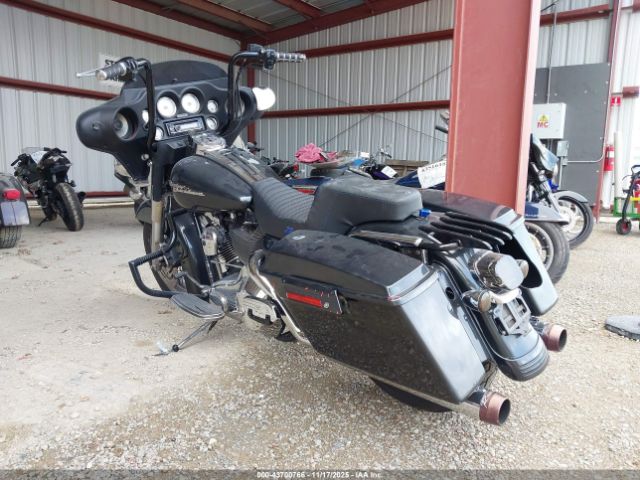 2006 HARLEY-DAVIDSON FLHXI 1HD1KBW306Y702694 Photo 2