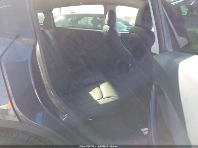 2021 TESLA MODEL Y 5YJYGDEE8MF104642 Photo 7