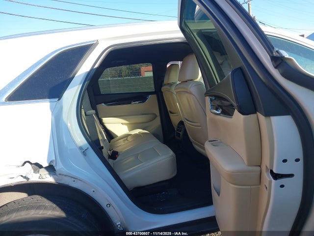 2017 CADILLAC XT5 1GYKNARS6HZ321238 Photo 7