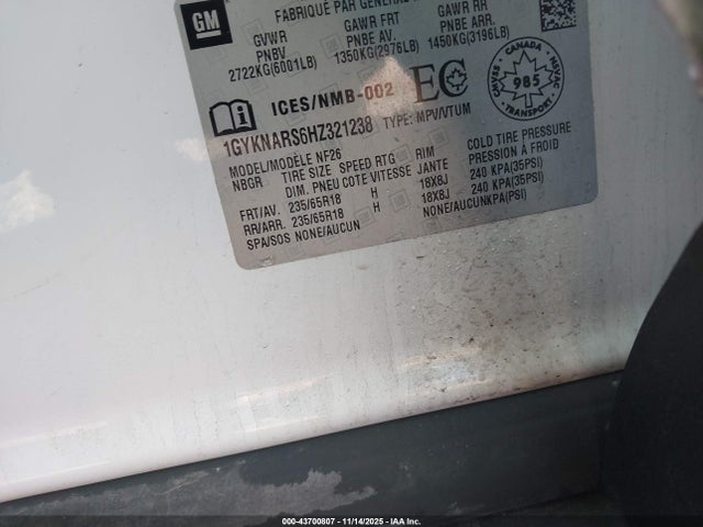 2017 CADILLAC XT5 1GYKNARS6HZ321238 Photo 8