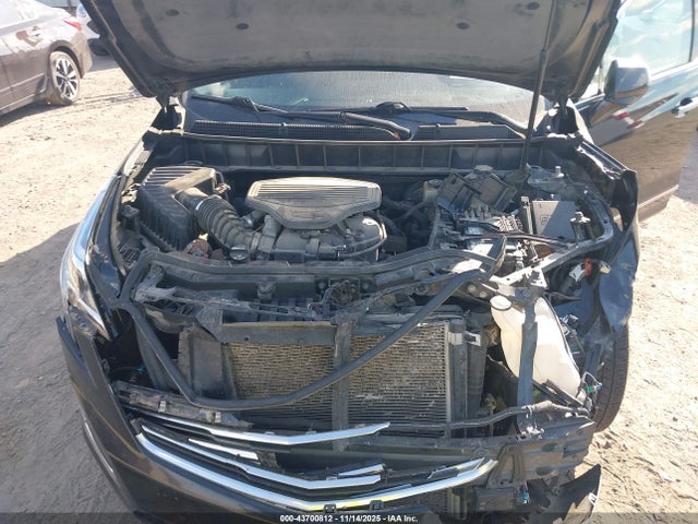 2017 CADILLAC XT5 1GYKNCRS6HZ117471 Photo 9