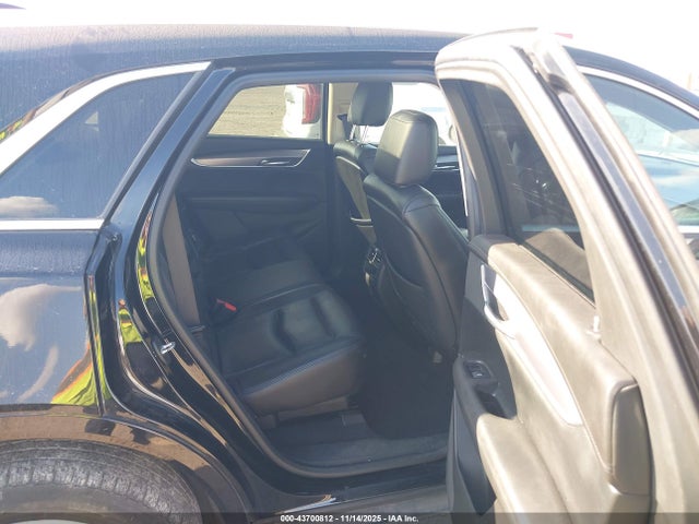 2017 CADILLAC XT5 1GYKNCRS6HZ117471 Photo 7